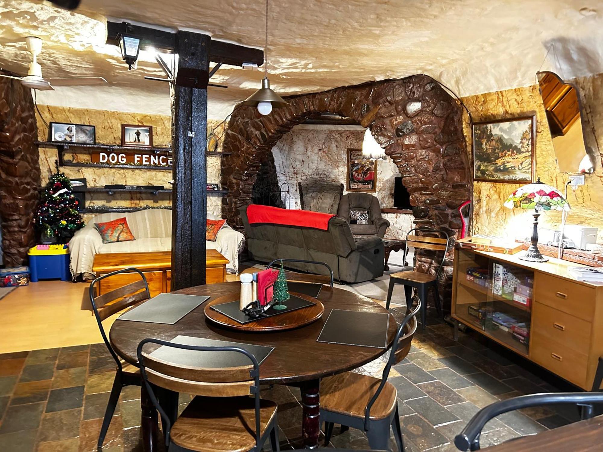 Di'S Place Coober Pedy Extérieur photo